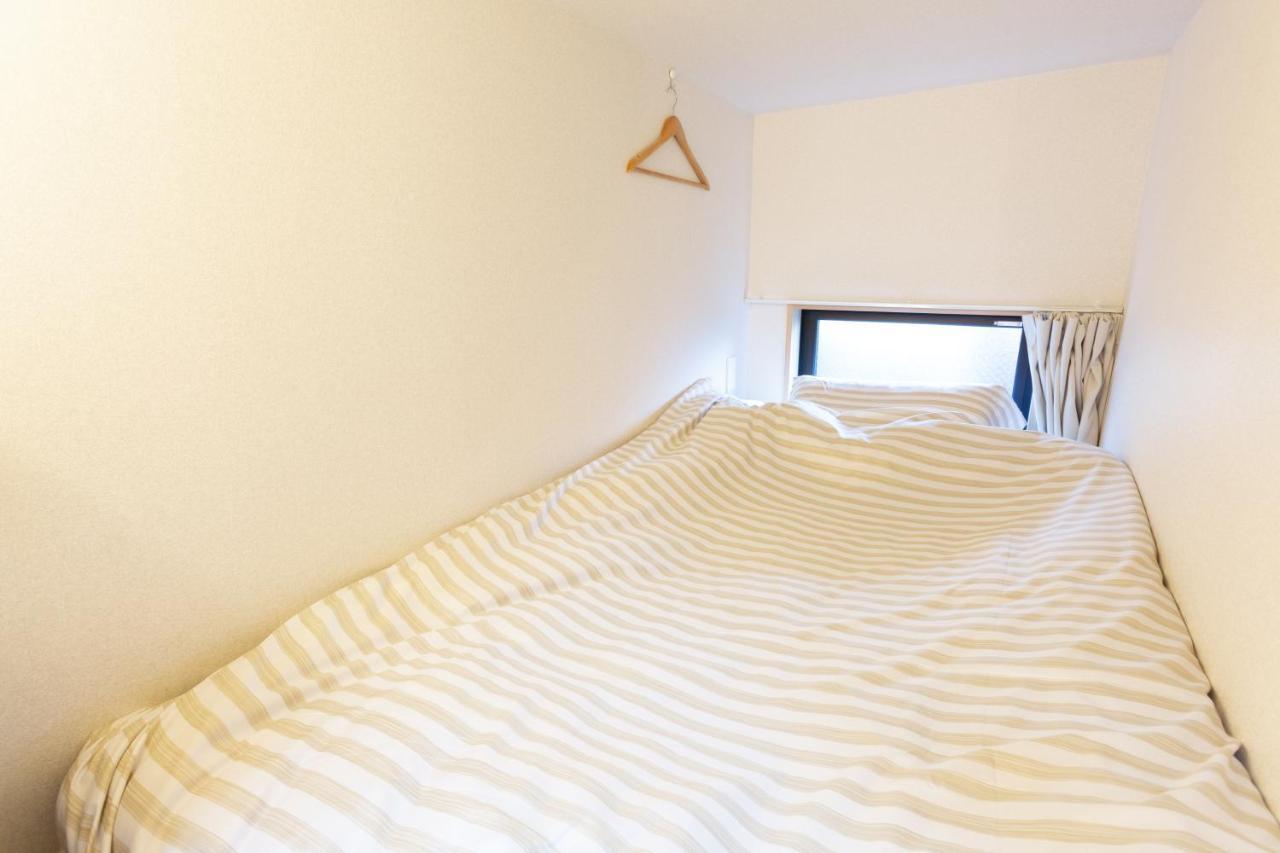 173 On The Island: Private Enoshima Near Nakamise Street *
